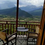 Hotel Semeli *