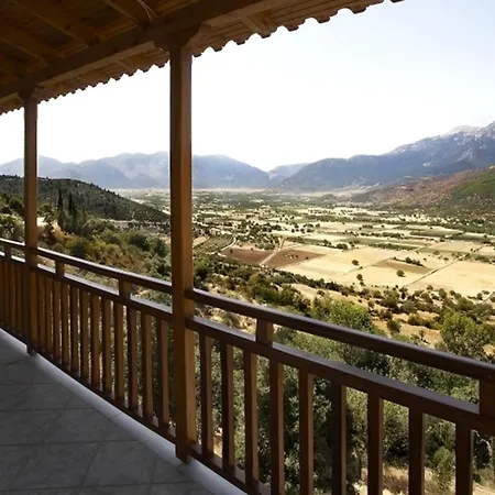 Semeli غكورا